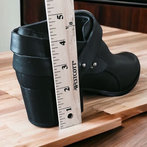 Rag & Bone Harley Boot in Black - Picture 11 of 15